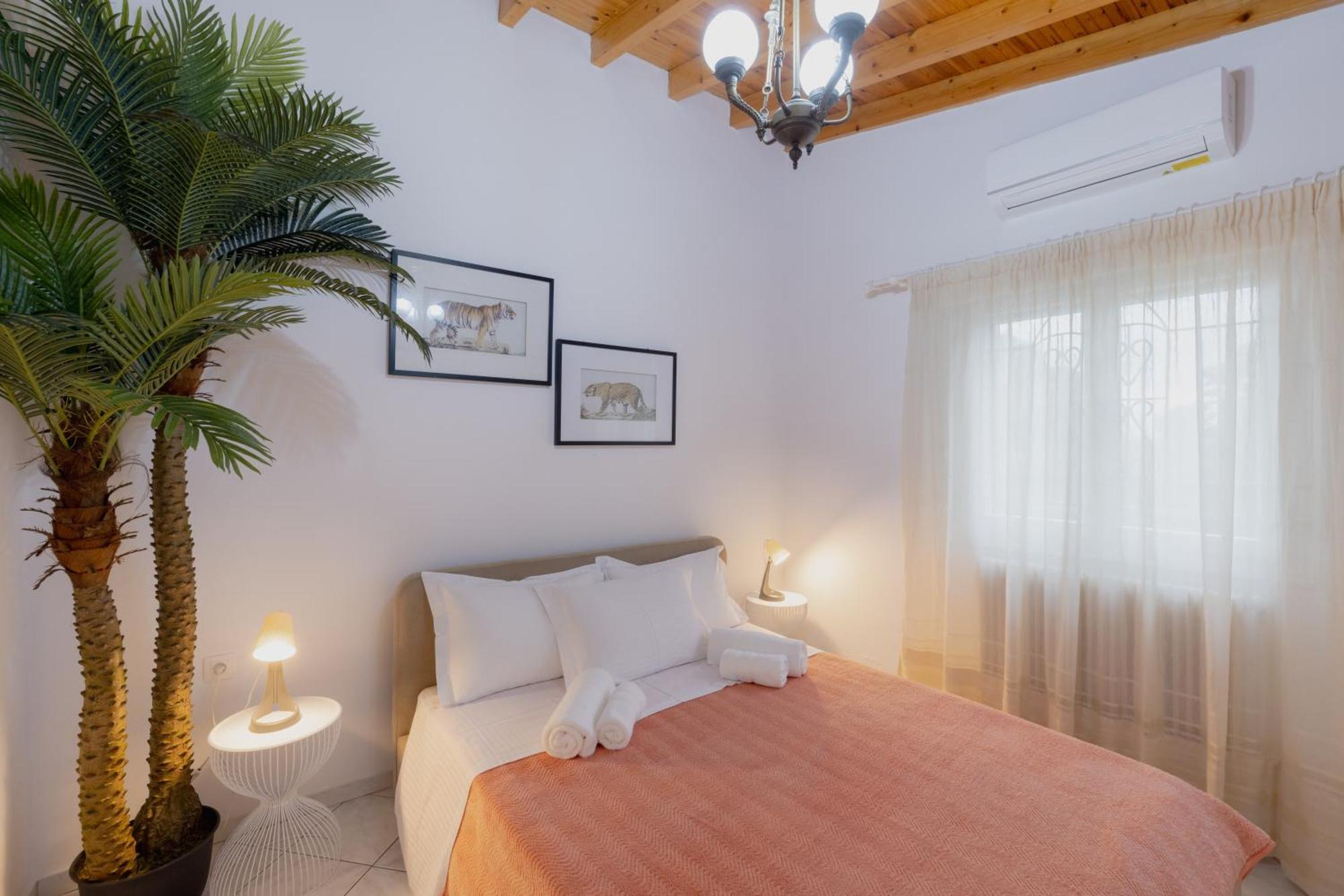 Nafplio Blue Topaz Poolside Villa Exterior photo