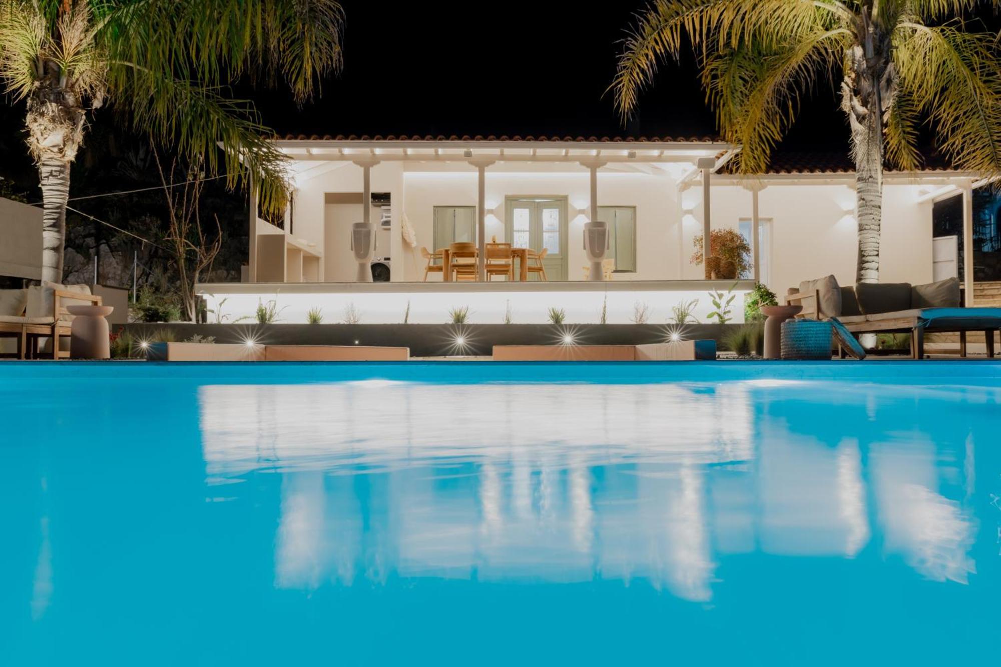 Nafplio Blue Topaz Poolside Villa Exterior photo